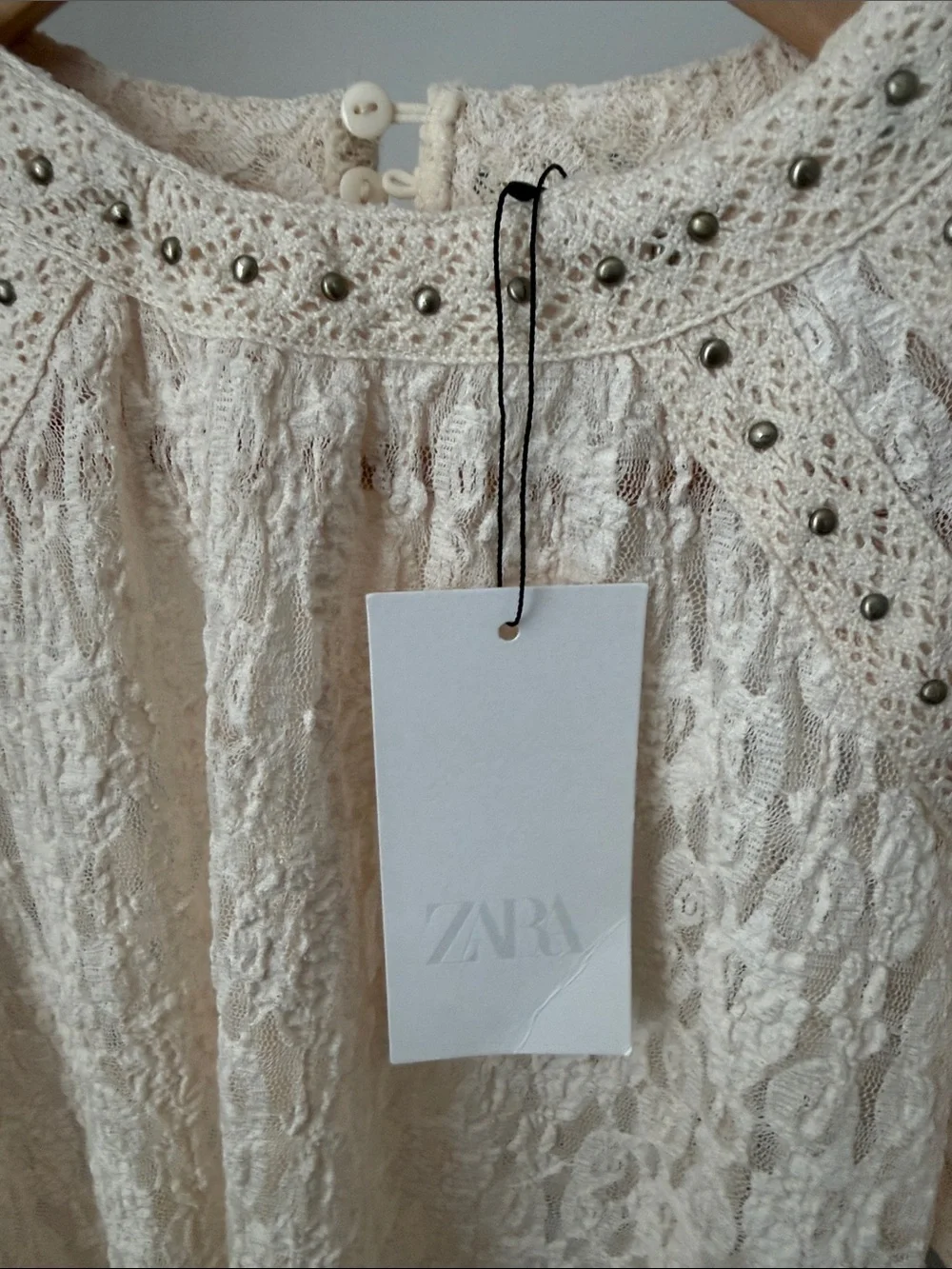 Zara Cream Lace Long-Sleeve Top with Embellished Size M NWT